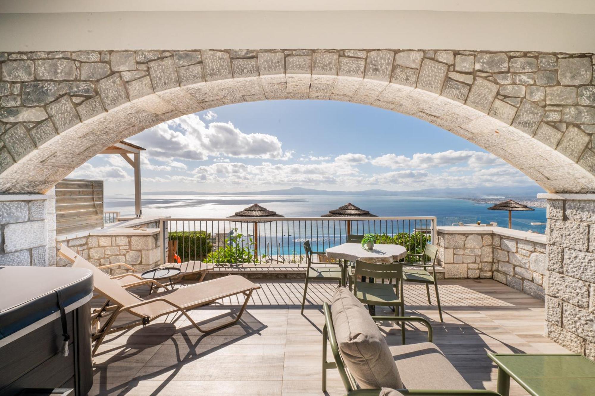 Petra Thea Apartment Kalamata Ngoại thất bức ảnh
