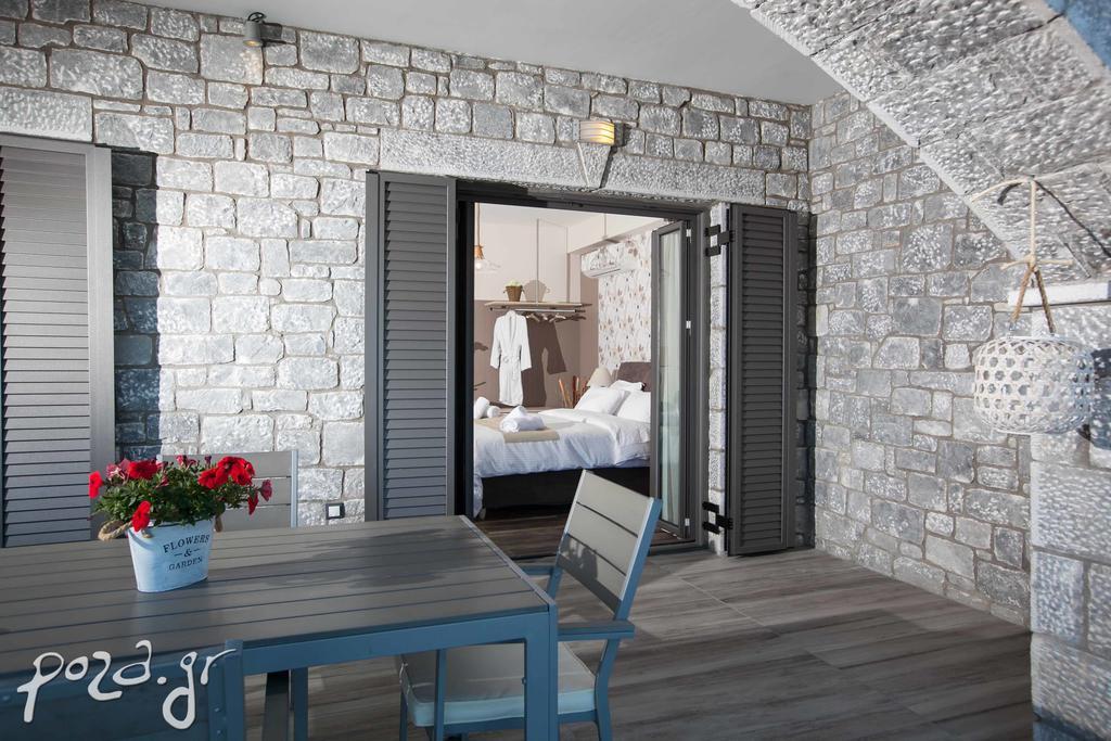 Petra Thea Apartment Kalamata Ngoại thất bức ảnh