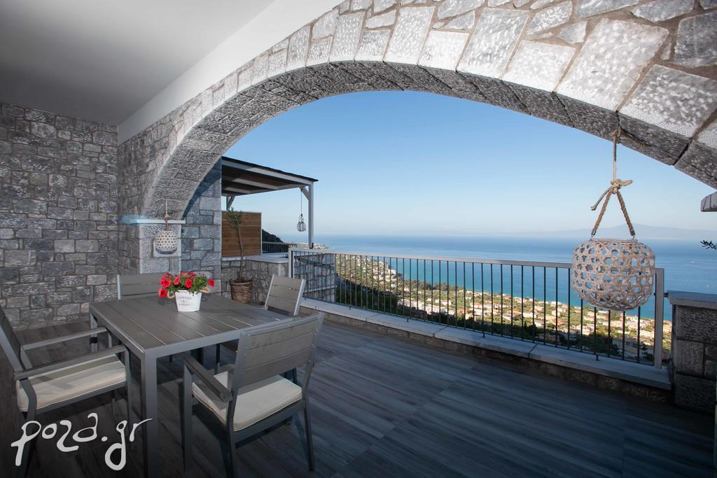 Petra Thea Apartment Kalamata Ngoại thất bức ảnh