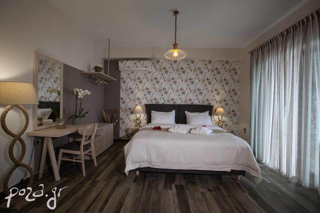 Petra Thea Apartment Kalamata Ngoại thất bức ảnh